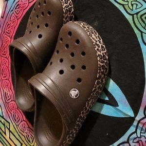 Women's Crocs, size 6, Expresso Brown with Animal Print bottoms😻